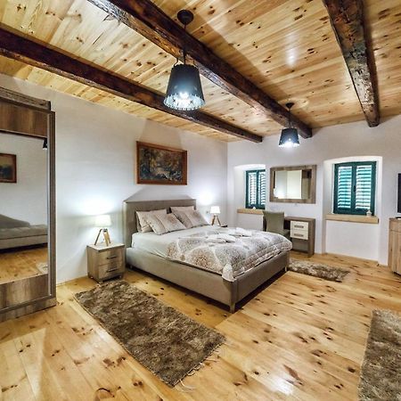 Apartments "Old House Pajovic" Virpazar Zewnętrze zdjęcie