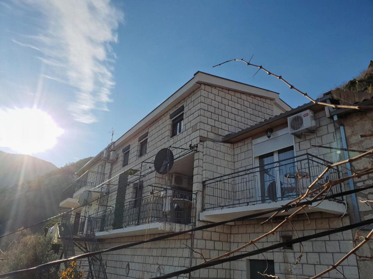 Apartments "Old House Pajovic" Virpazar Zewnętrze zdjęcie