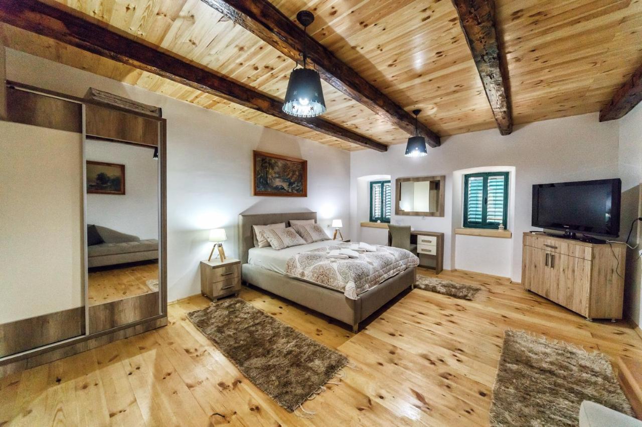 Apartments "Old House Pajovic" Virpazar Zewnętrze zdjęcie
