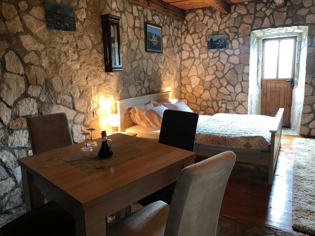 Apartments "Old House Pajovic" Virpazar Zewnętrze zdjęcie