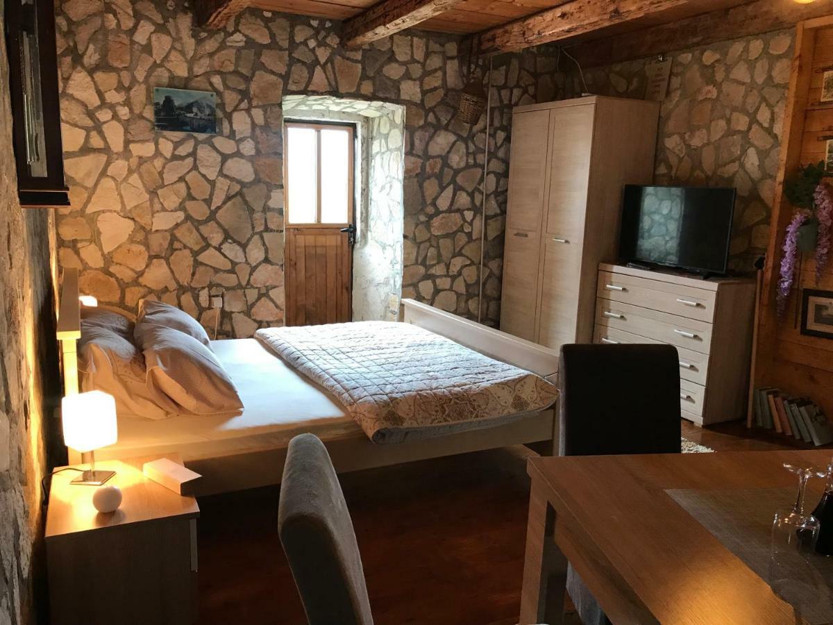 Apartments "Old House Pajovic" Virpazar Zewnętrze zdjęcie